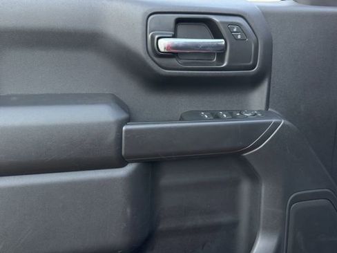 Used 2025 Chevrolet Silverado 1500 Custom Trail Boss image 25