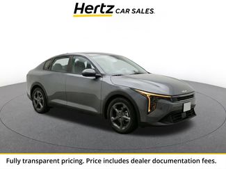 Used 2025 Kia K4 FWD video 1