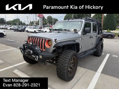 Used 2020 Jeep Wrangler Unlimited Sport S AWD/4WD image 2