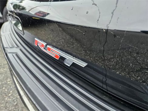 Used 2021 Chevrolet Suburban RST image 10