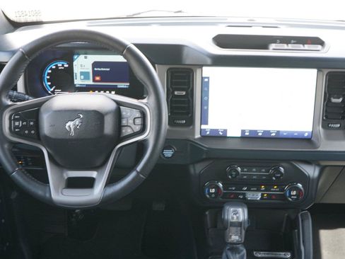Used 2023 Ford Bronco Outer Banks AWD/4WD image 25