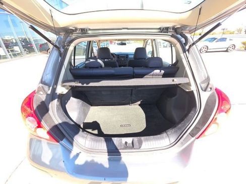 Used 2008 Nissan Versa SL w/ Convenience Pkg image 24