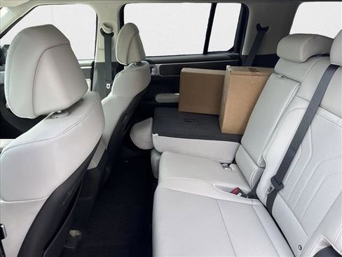 New 2026 Hyundai Santa Fe SEL image 16