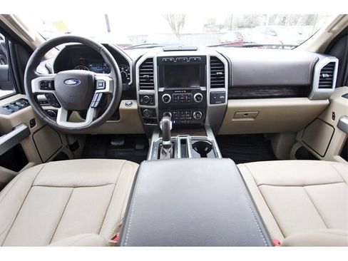 Used 2019 Ford F150 Lariat w/ Equipment Group 502A Luxury image 8