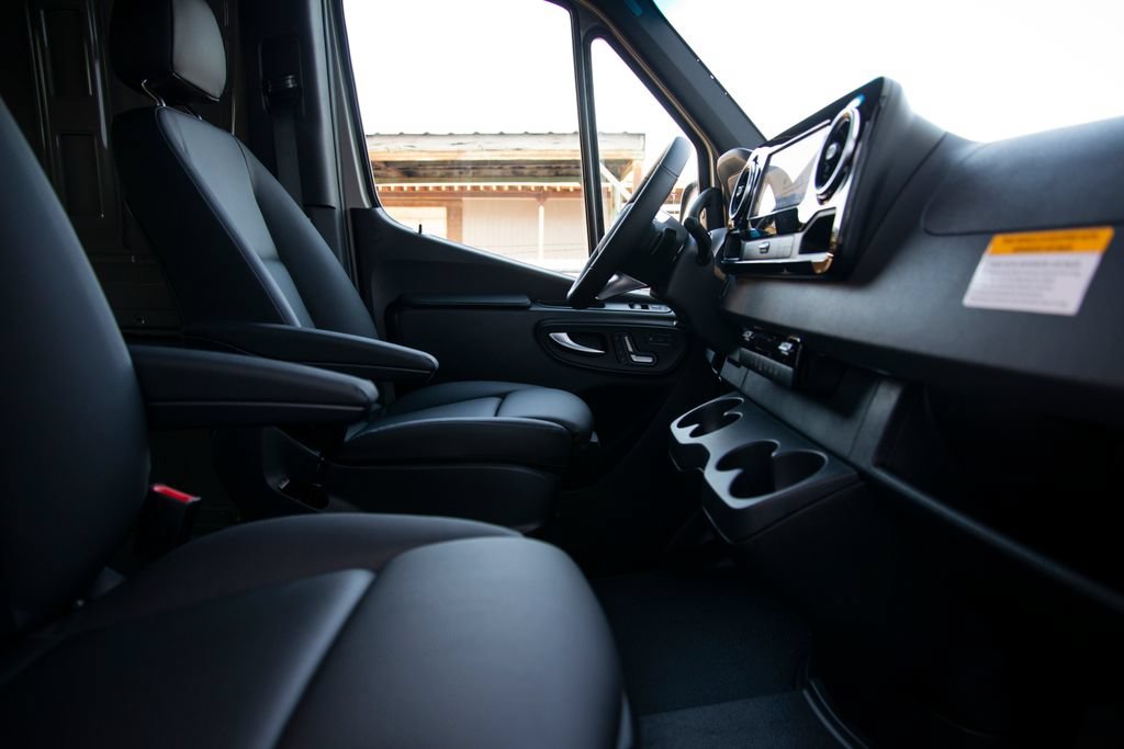 New 2026 Mercedes-Benz Sprinter 2500 image 14