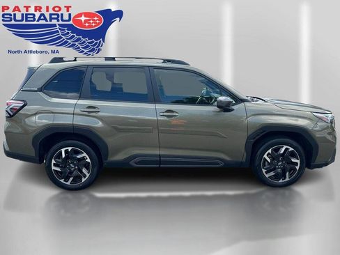Used 2025 Subaru Forester Limited image 4