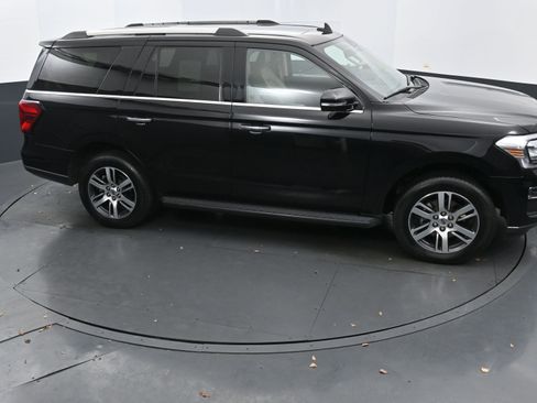 Used 2024 Ford Expedition Limited image 33