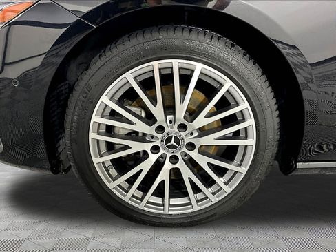 Used 2025 Mercedes-Benz CLA 250 4MATIC image 34