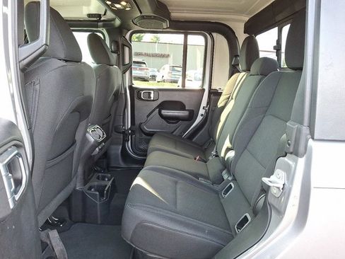 Certified 2020 Jeep Gladiator Sport w/ Quick Order Package 24S image 12