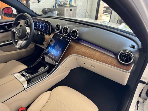 Used 2023 Mercedes-Benz C 300 4MATIC Sedan image 46
