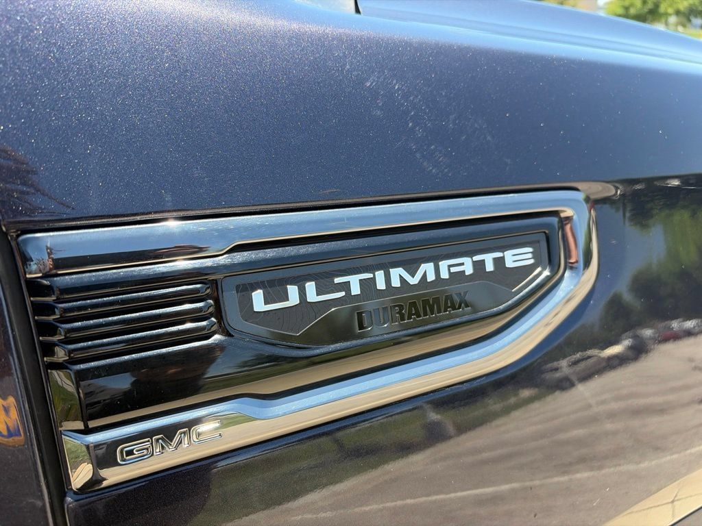 Used 2023 GMC Sierra 1500 Denali Ultimate AWD/4WD image 18