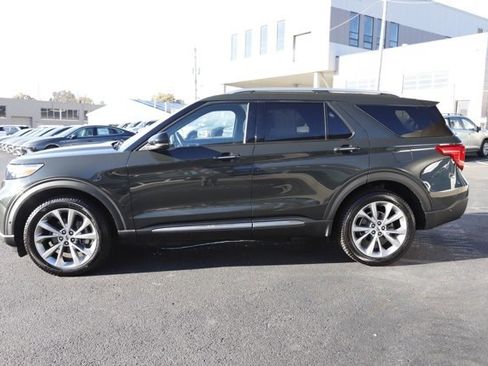Used 2021 Ford Explorer Platinum w/ Equipment Group 601A image 11