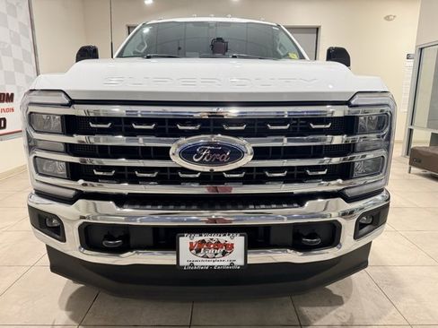 Used 2024 Ford F350 Lariat w/ FX4 Off-Road Package image 2