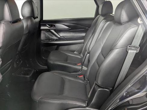 Used 2023 MAZDA CX-9 Touring image 18