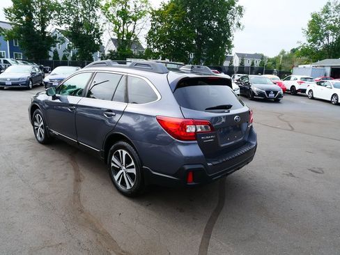 Used 2018 Subaru Outback 2.5i Limited AWD/4WD image 5