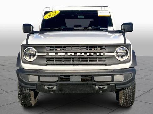 Certified 2025 Ford Bronco Big Bend image 3