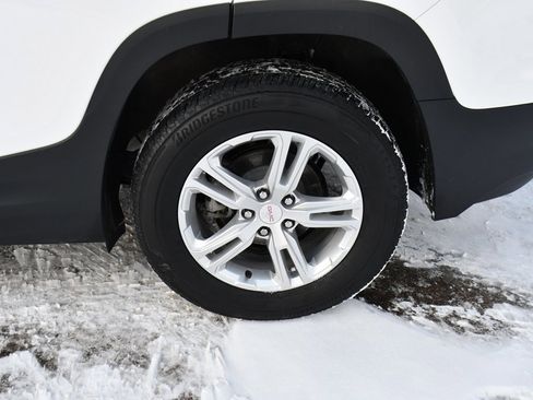 Used 2022 GMC Terrain SLE w/ Driver Convenience Package image 21