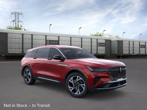 New 2026 Lincoln Nautilus Premier AWD/4WD image 7