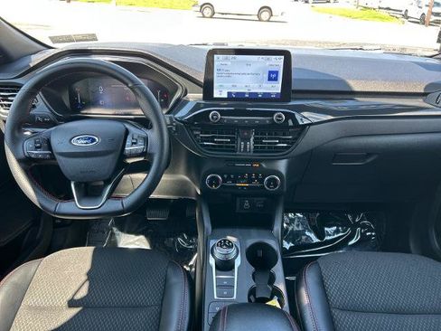Certified 2026 Ford Escape ST-Line AWD/4WD image 6