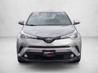 Used 2018 Toyota C-HR XLE video 2