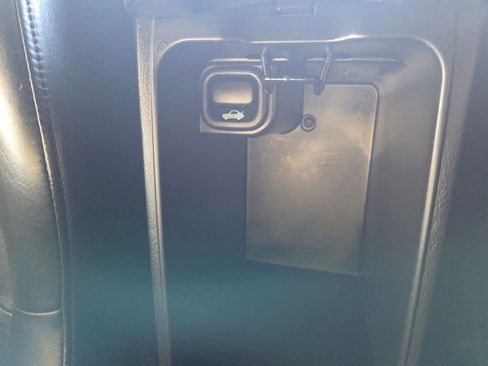 Used 2001 Honda S2000 image 25