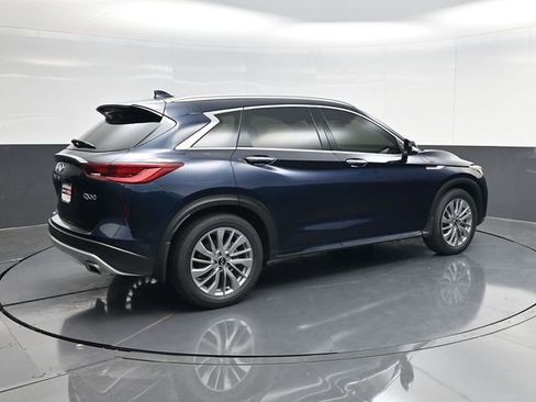 Used 2024 INFINITI QX50 Luxe FWD image 3