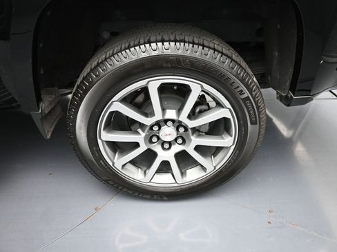 Used 2022 GMC Canyon Denali image 20