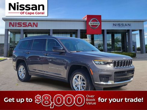 Used 2024 Jeep Grand Cherokee L Laredo AWD/4WD image 1
