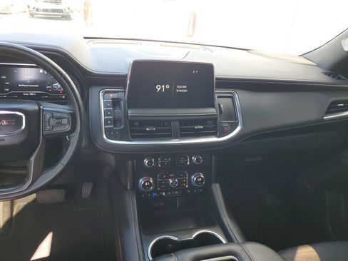 Used 2023 GMC Yukon AT4 w/ AT4 Premium Plus Package AWD/4WD image 13