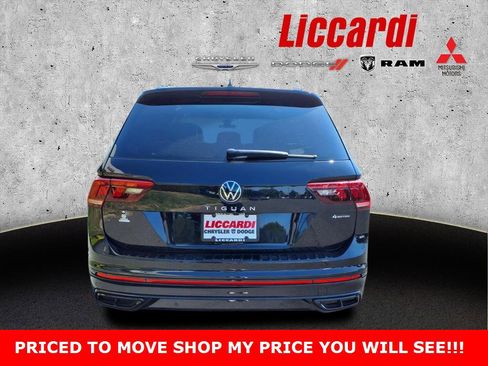 Used 2024 Volkswagen Tiguan SE R-Line image 3