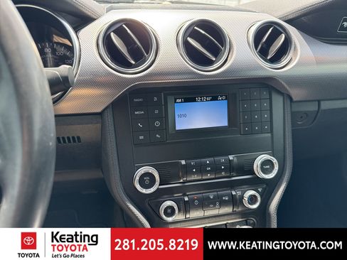Used 2020 Ford Mustang GT w/ Ford Safe & Smart Package RWD image 20