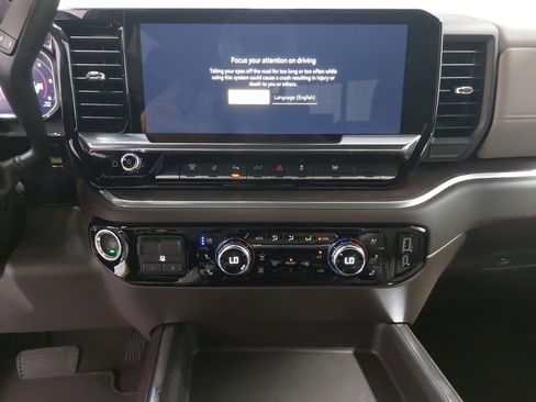 New 2026 GMC Sierra 3500 SLT w/ SLT Premium Package image 20