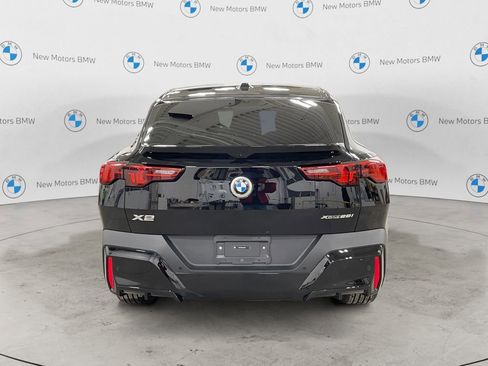New 2026 BMW X2 xDrive28i w/ Technology Package AWD/4WD image 4