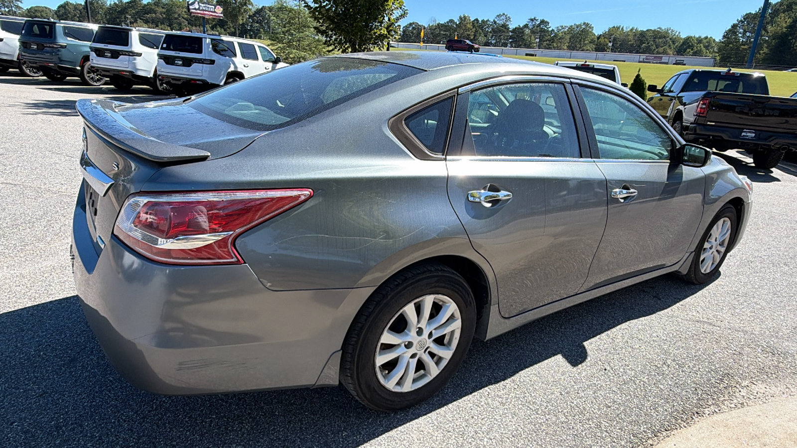 Used 2014 Nissan Altima 2.5 S w/ Sport Value Package FWD image 8