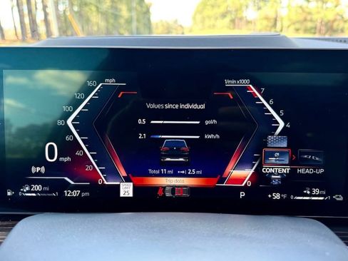 Used 2025 BMW X5 xDrive50e w/ Premium Package image 27