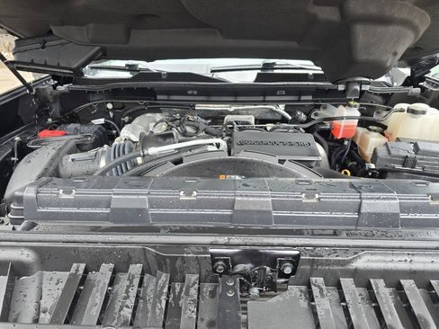 Used 2024 Chevrolet Silverado 2500 LTZ image 16