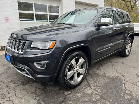 Used 2015 Jeep Grand Cherokee Overland w/ Advanced Technology Group image 3