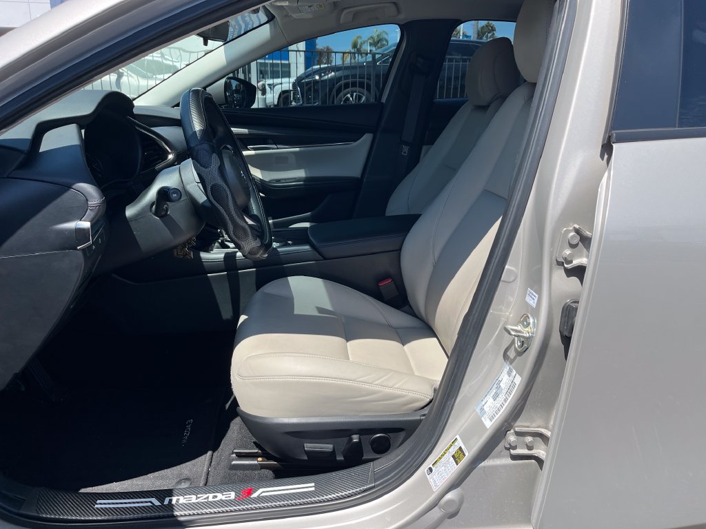Used 2025 MAZDA MAZDA3 s FWD image 17