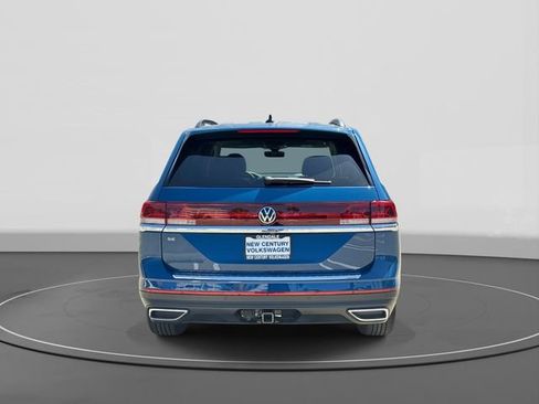 New 2026 Volkswagen Atlas SE FWD image 4