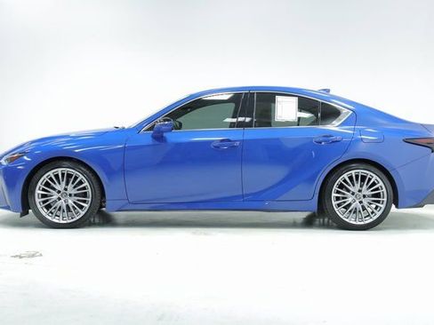 Used 2023 Lexus IS 300 w/ Premium Package image 6