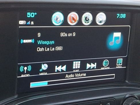 Used 2018 Chevrolet Silverado 1500 LT w/ All Star Edition image 17