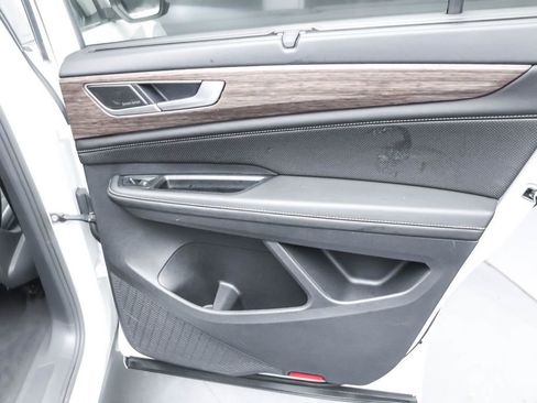 Used 2025 Volkswagen Atlas SEL Premium R-Line image 26