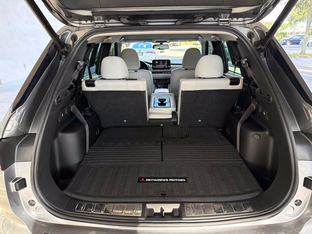 Used 2022 Mitsubishi Outlander SEL AWD/4WD image 37