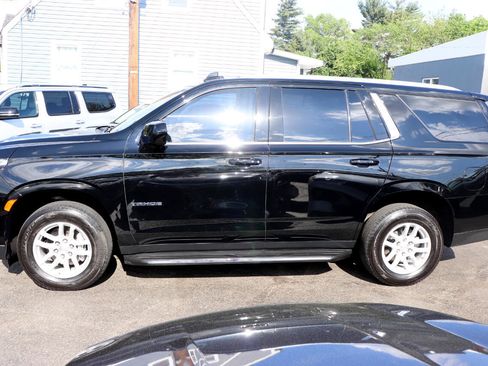 Used 2021 Chevrolet Tahoe LT image 2