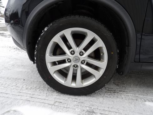 Used 2013 Nissan Juke SV image 23