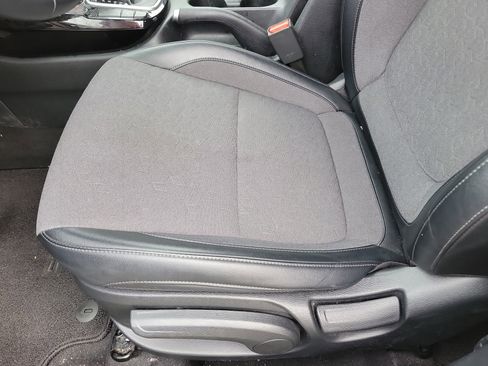 Used 2025 Kia Seltos S image 4