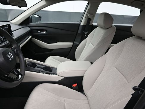Certified 2024 Honda Accord LX image 27