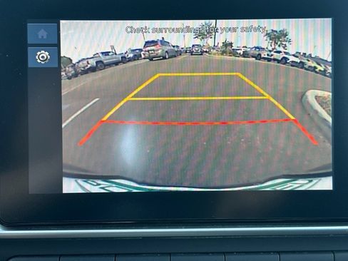 Used 2023 Hyundai Venue SEL FWD image 21
