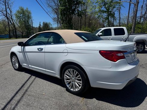 Used 2013 Chrysler 200 Limited FWD image 8
