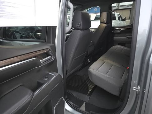 Used 2023 Chevrolet Silverado 1500 LT image 13